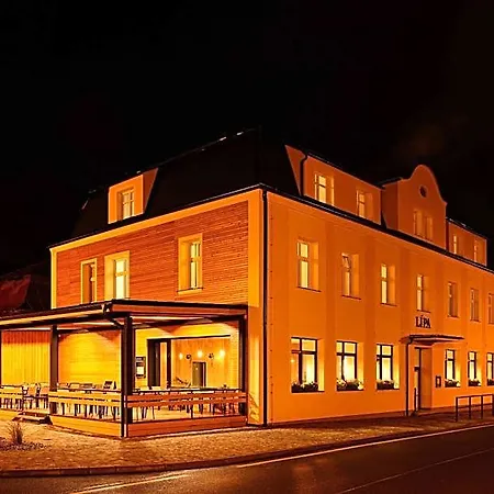 Lipa فندق Adamov (Moravia-Silesia)